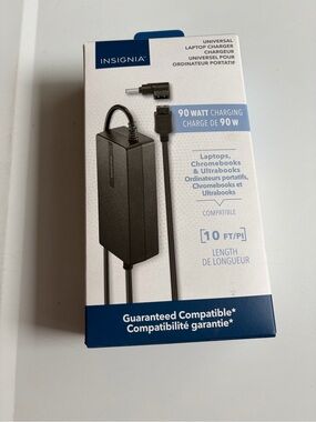 Insignia 90W Universal Laptop Charger - Black